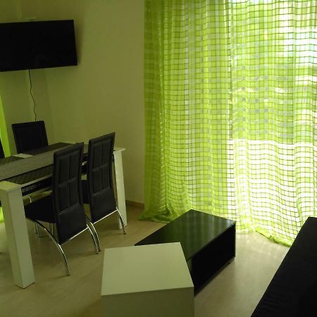 Cozy Apartment Peraia Exterior photo